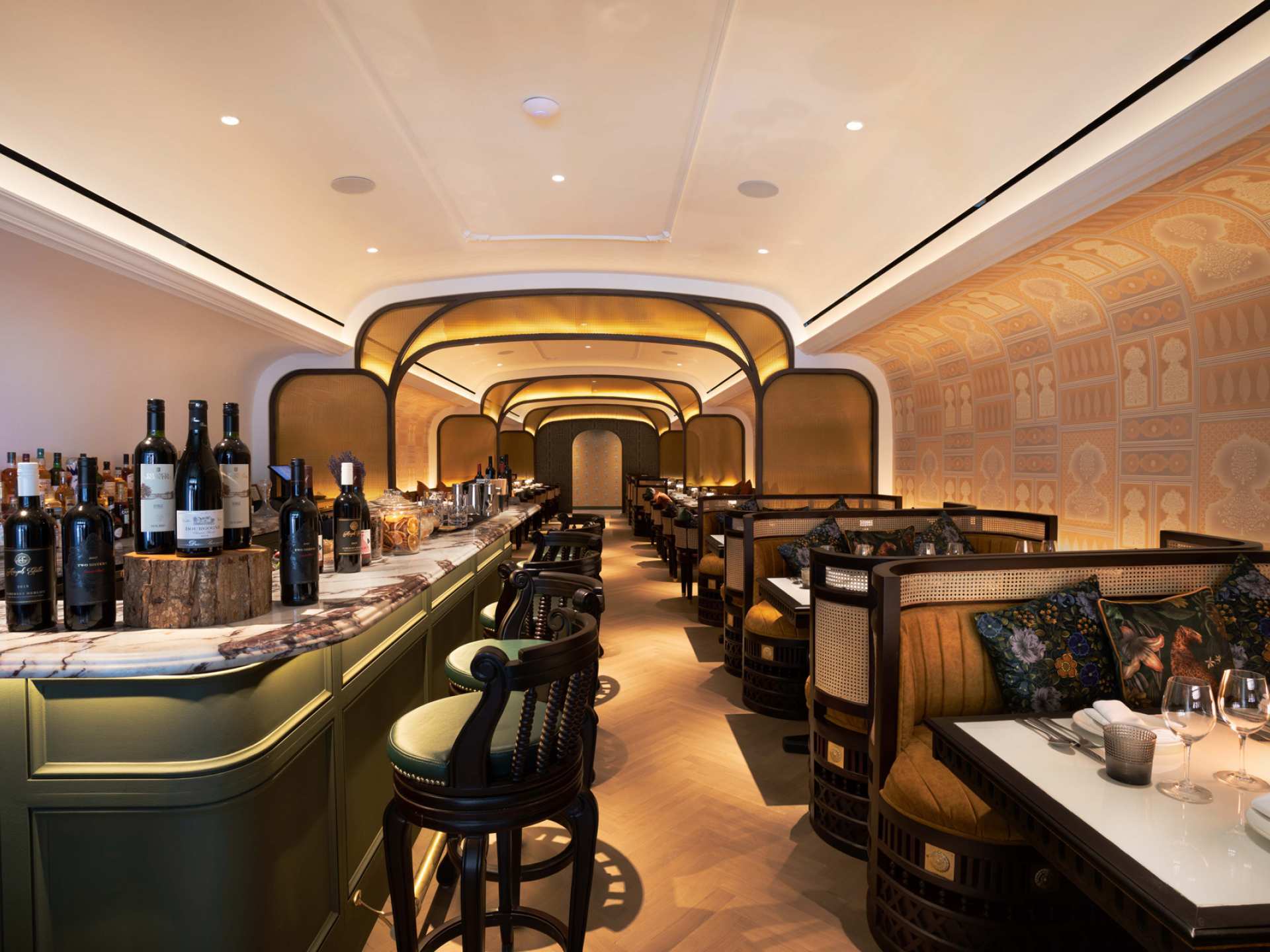Best restaurants in Yorkville | The bar and booths at Adrak Yorkville