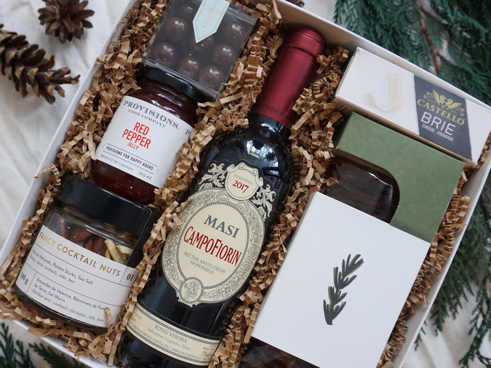 Canadian gift boxes | Present Day Gifts Cheese Plate Box