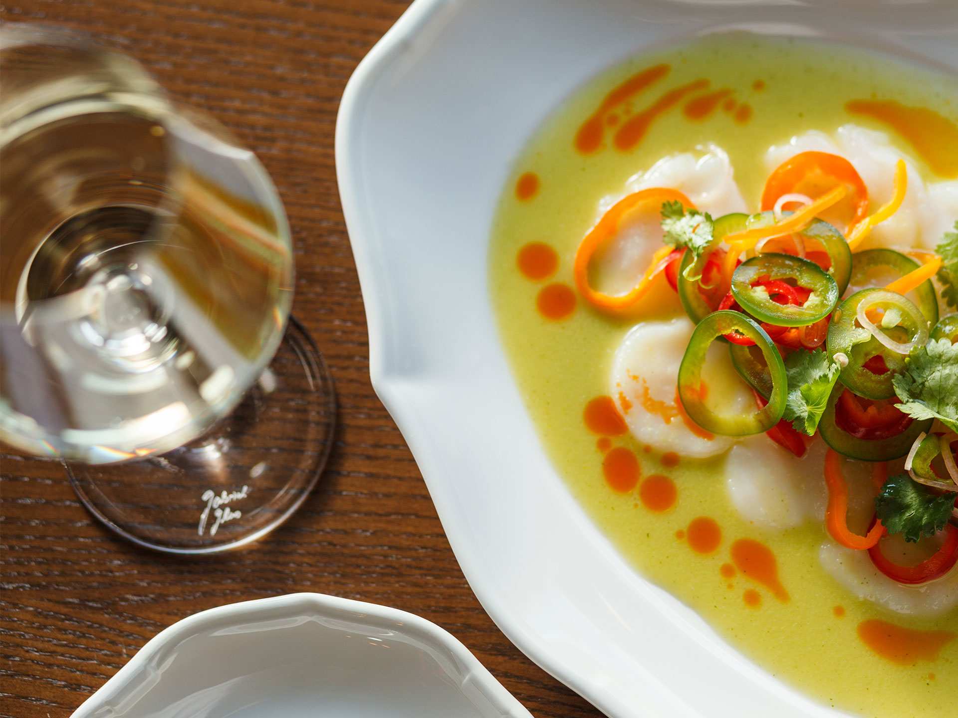 Romantic restaurants in Toronto | Crudo at Parquet