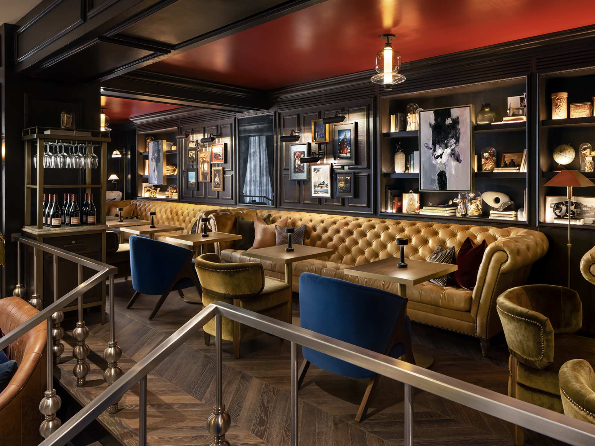 Best cocktail bars in Toronto | The seating booths at Library Bar in Fairmont Royal York