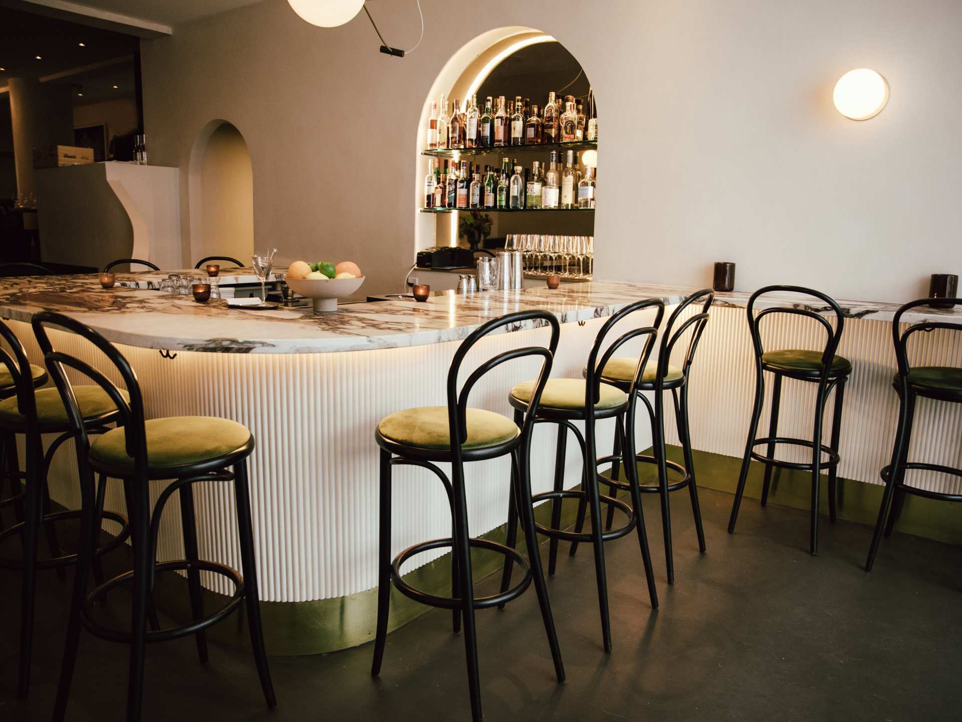 Best wine bars Toronto | The dining room at Henry's Restaurant