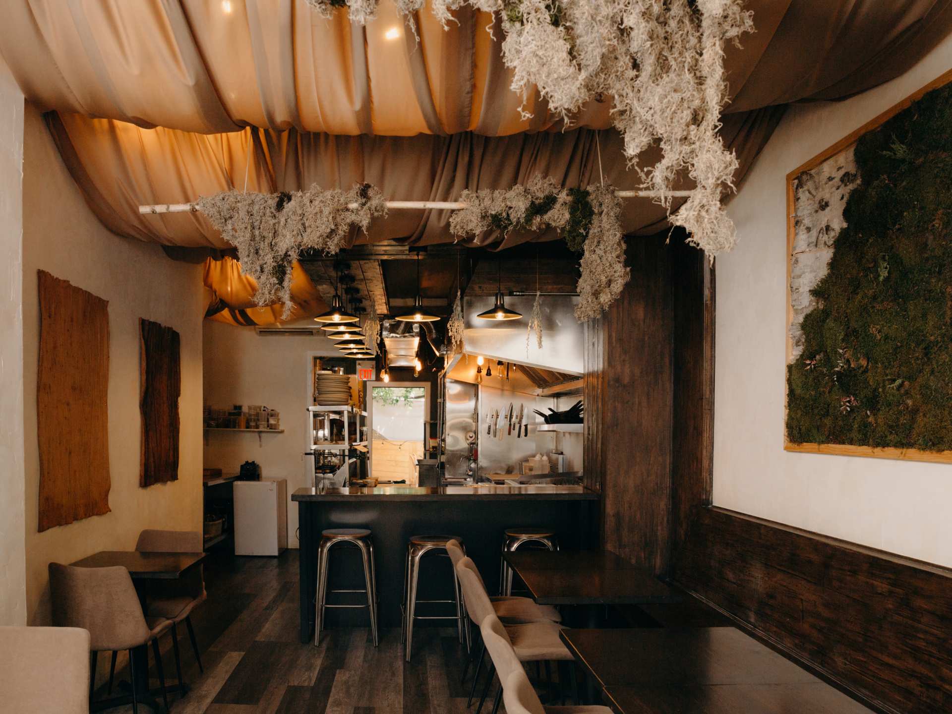 Summerlicious Toronto | The dining room at Hawker in Toronto