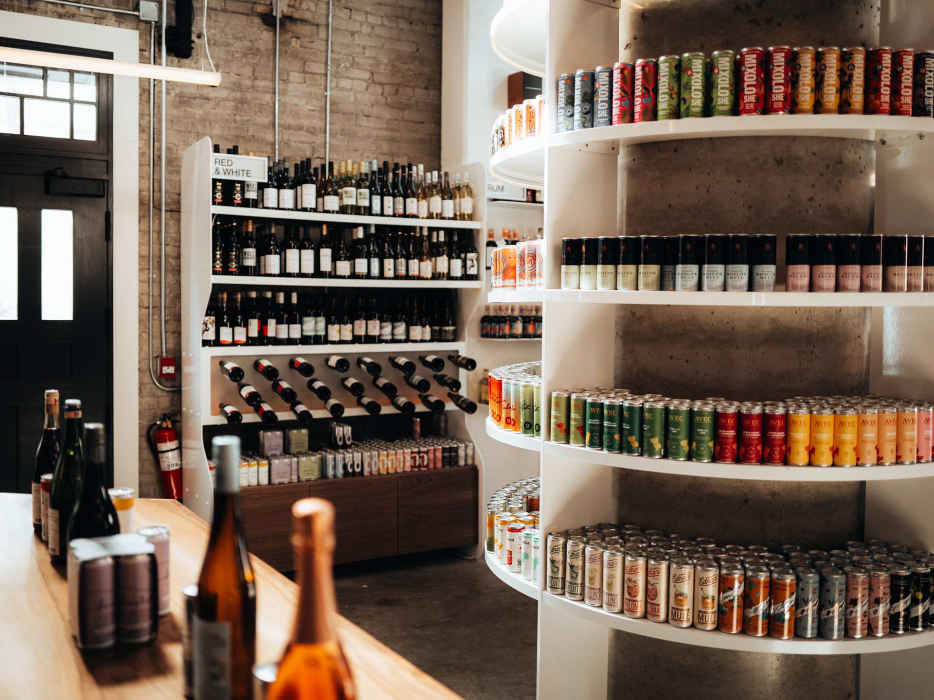 Non-alcoholic drinks | The selection of non-alcoholic wine, beer, canned cocktails and spirits at Sobr Market Toronto