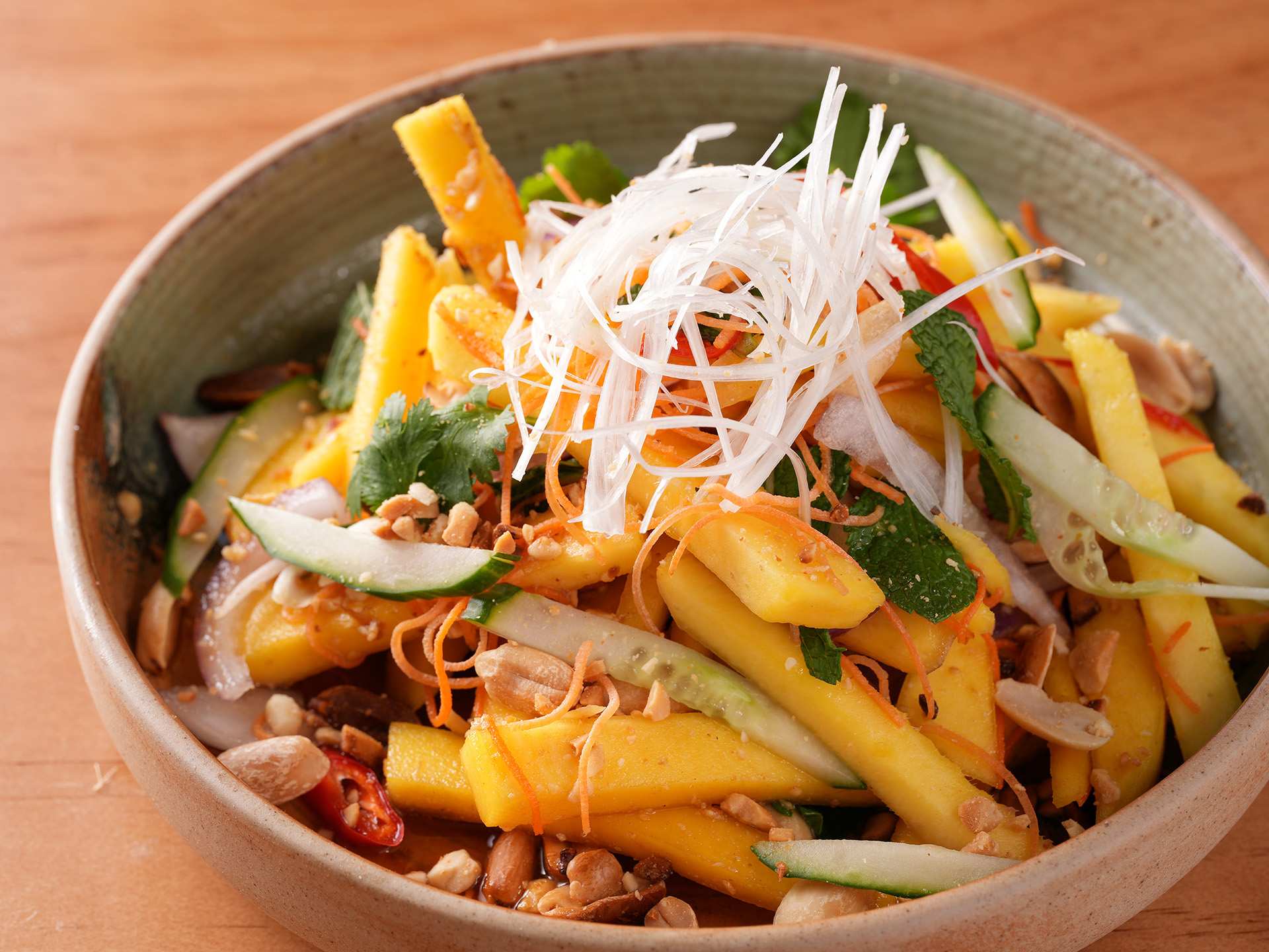 The best new restaurants in Toronto | Mango salad at Pii Nong Thai