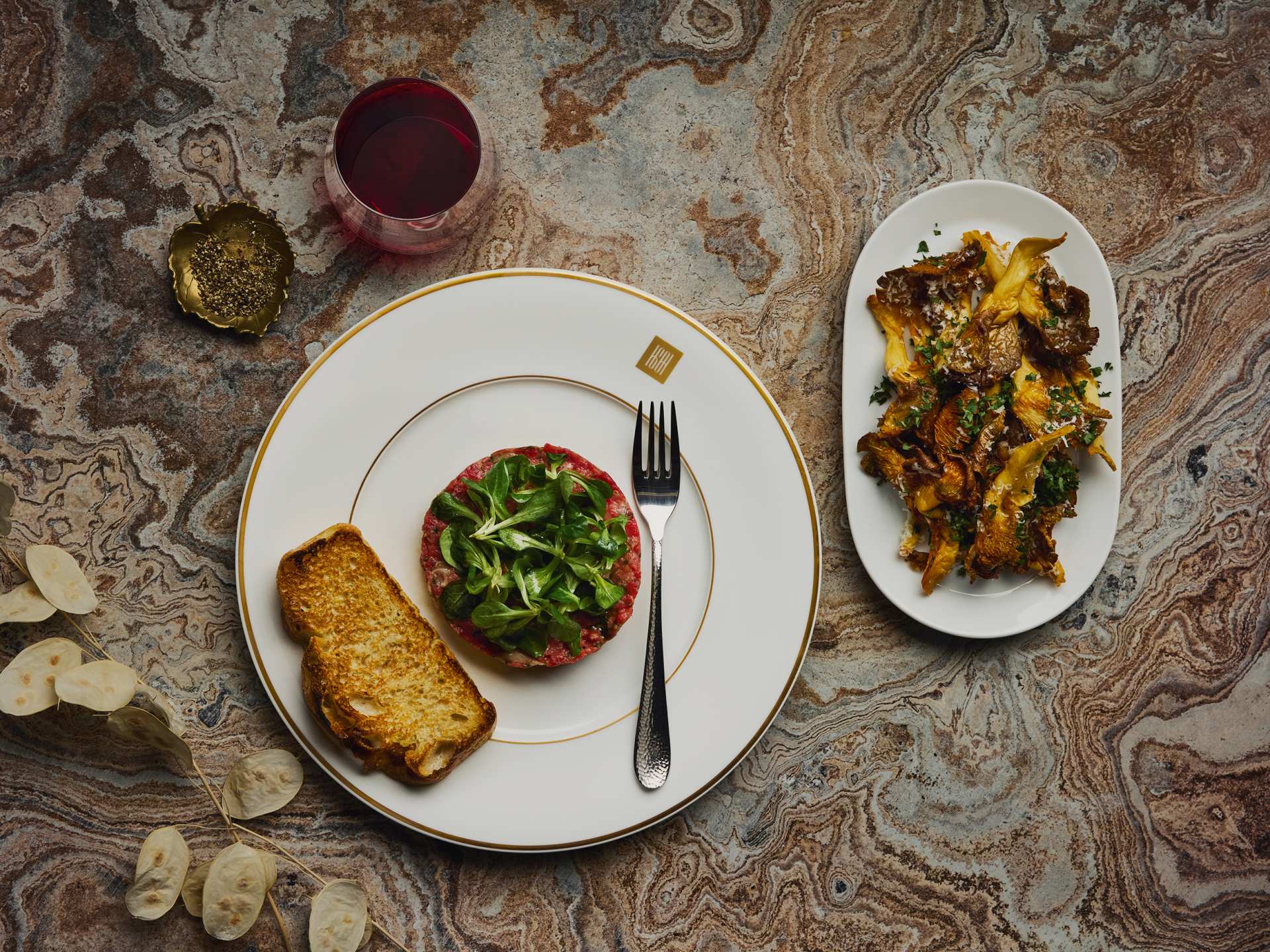 Best new Toronto restaurants | Steak Tartare at Harbour60