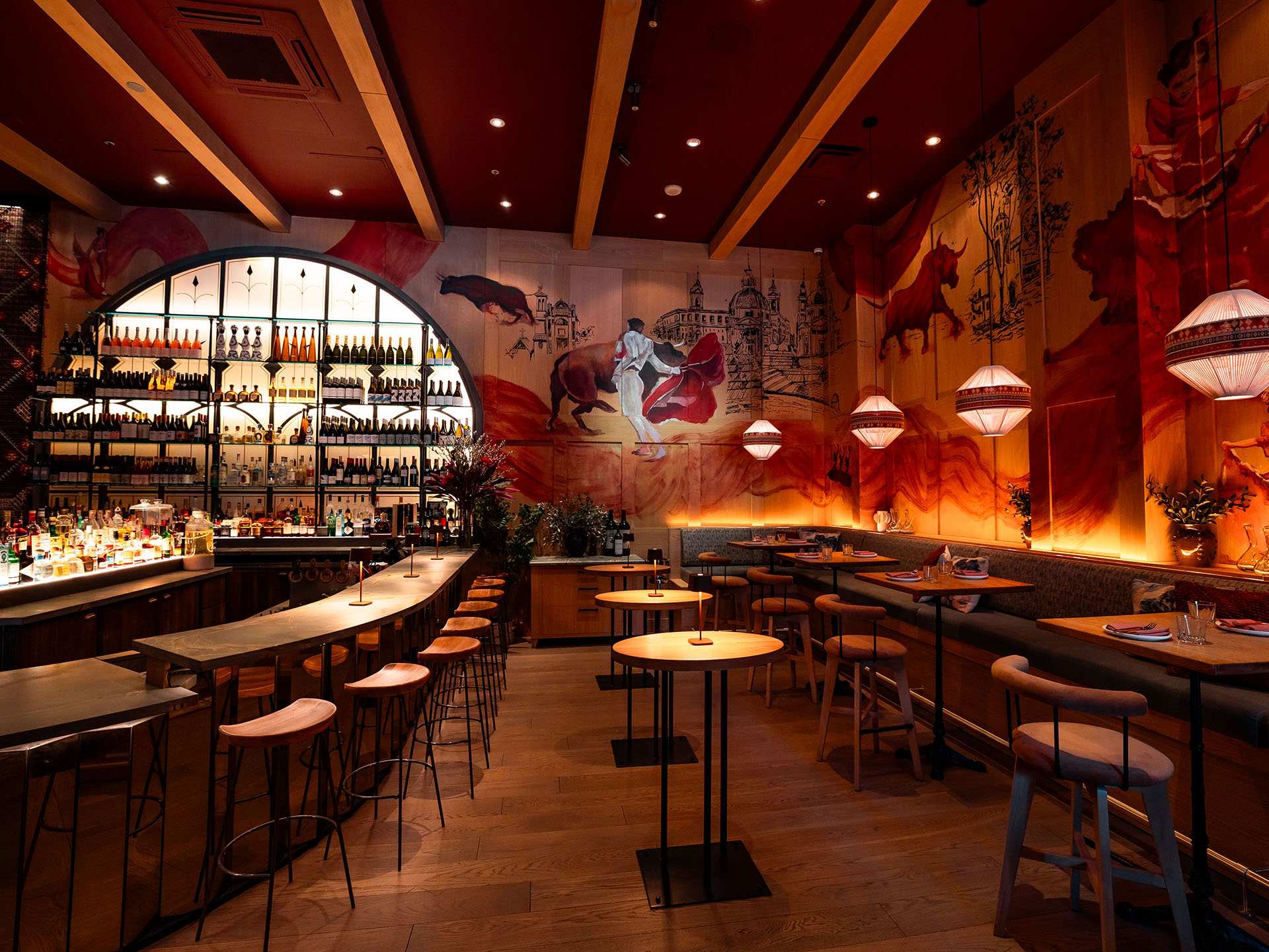 New Toronto restaurants | The gorgeous art and dining area at Beso
