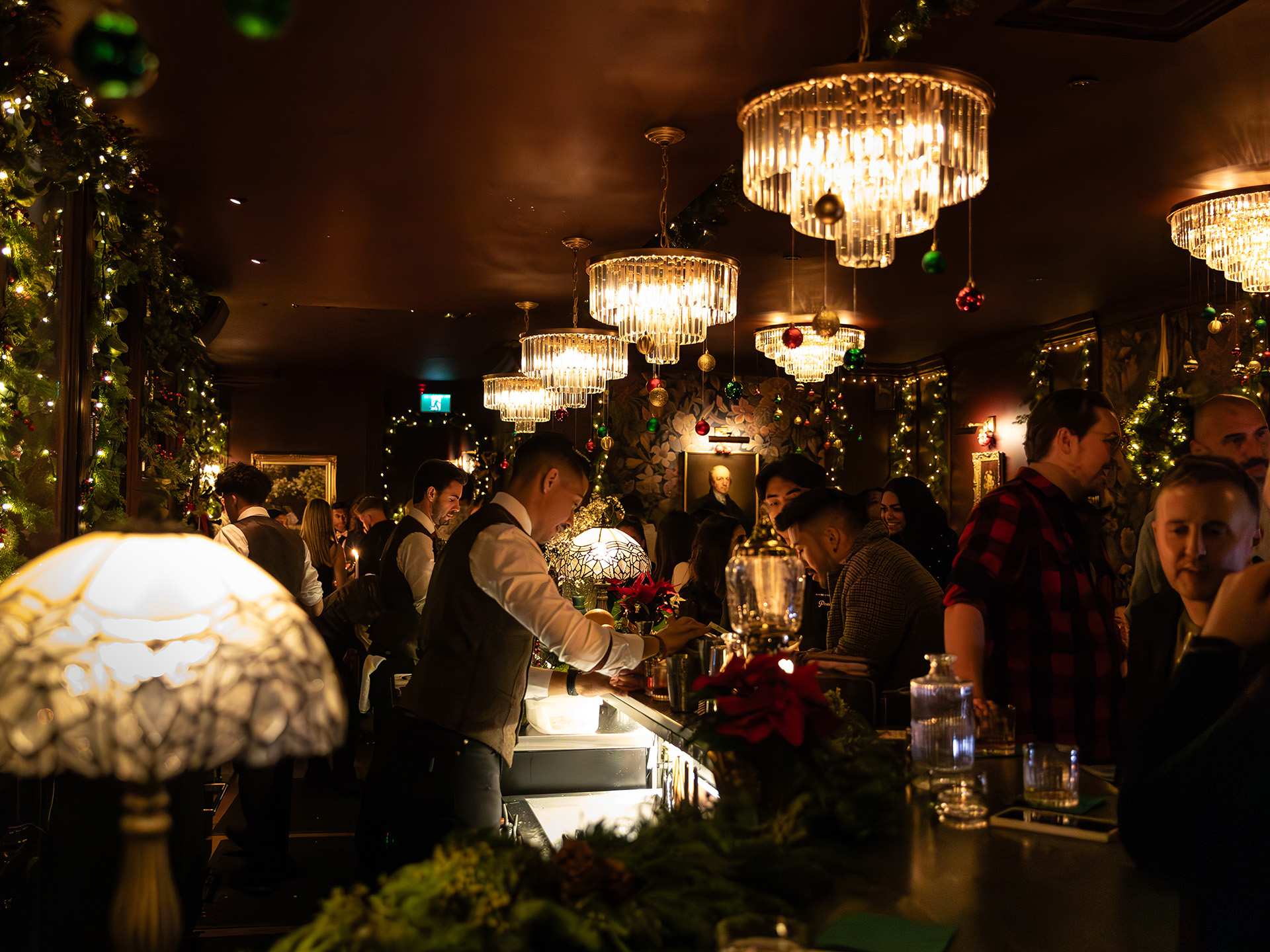 The best Christmas bars and Christmas markets in Toronto | Serving guests at Compton Ave.