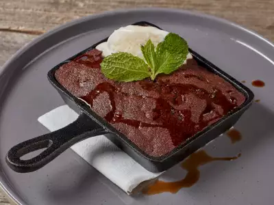 Great Lakes Brewpub chocolate dessert