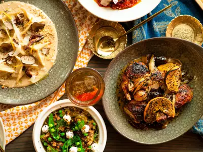 Best restaurants and bars around King West | Colourful dishes at Shook