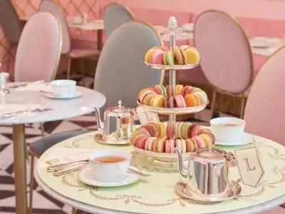 Best brunch in Toronto | Macarons on a cake stand at Ladur&eacute;e Yorkdale
