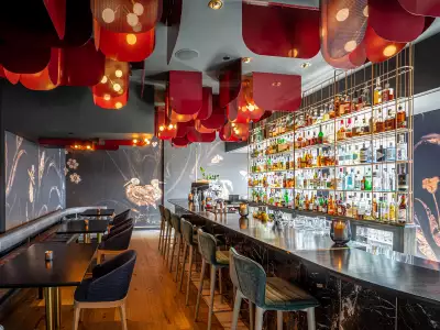 Best restaurants Toronto | Alo&rsquo;s Barroom