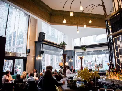 Summerlicious Toronto | The interior of Le&ntilde;a on Yonge Street