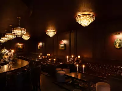 The best bars in Toronto | Inside Compton Ave. on Dundas West