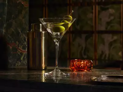 Best new Toronto restaurants | A martini at Harbour60