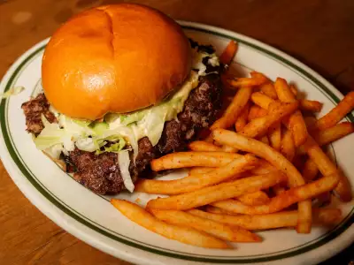 Best burgers Toronto | The Go West Burger at Bindi's Burgers