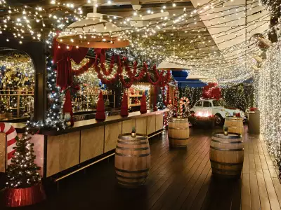 The best Christmas bars and Christmas markets in Toronto | Holiday Market at EPOCH Bar & Kitchen Terrace