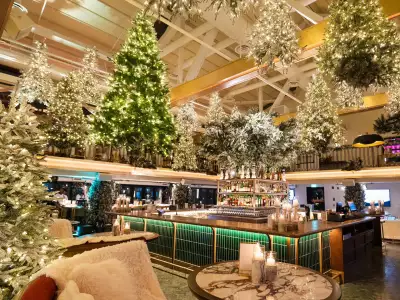 The best Christmas markets and Christmas bars in Toronto | Inside Queen's Harbour