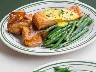 The best vegan restaurants in Toronto | Vegan salmon at Stefano's