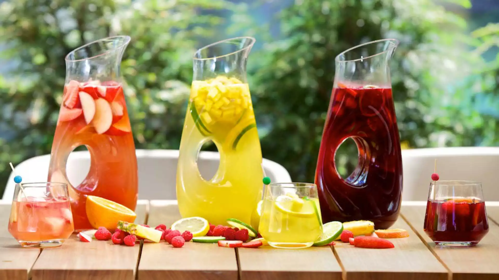 Recipe: Sangria from Shangri-La | Foodism CA