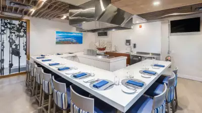 Lakeside Seafood and Grill