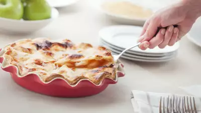 Weapons of Choice: Rose's Perfect Pie Plate