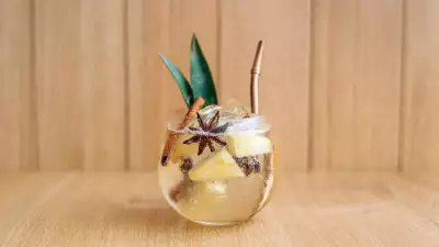 A cocktail at Sara