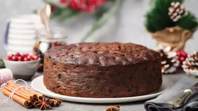 Rum cake