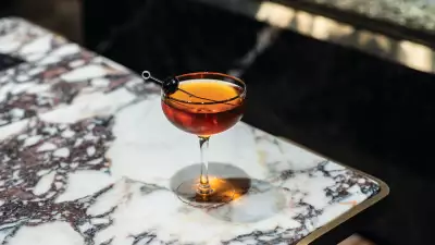 Classic Manhattan cocktail recipe.