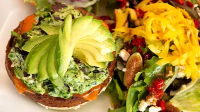 Union Social West Coast veggie burger | Best veggie burgers in Toronto