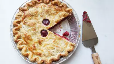The best pie places in Toronto | sour cheery pie from Mabel's