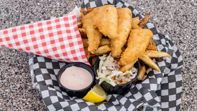 The best places to eat and drink in Windsor this fall | Birdie's Perch