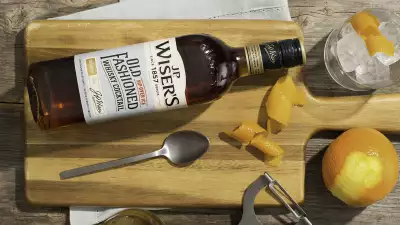 The best places to eat and drink in Windsor this fall | J.P. Wiser's old fashioned whisky cocktail