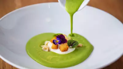 Best farm-to-table restaurants Toronto | Seasonal dish at Richmond Station