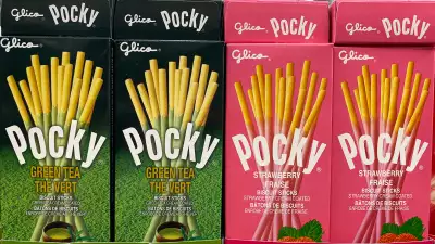 Sanko Trading Co. Japanese store Toronto | Green tea and strawberry Pocky