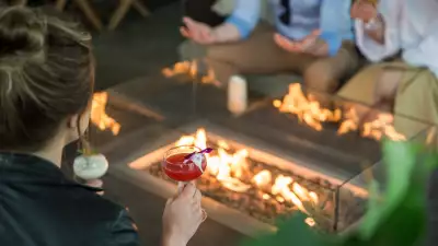 Shangri-La Toronto | Patio cocktails around the fire