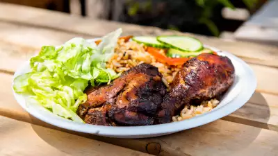 Things to do in Toronto this August 2021 | Chicken and rice from Market 707