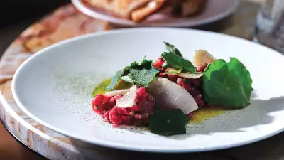 Review: Joni Restaurant inside Toronto's Park Hyatt Hotel | Beef Tartare