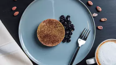Mother's Day ideas 2022 | Coffee and dessert at Joni Restaurant