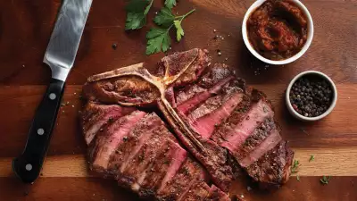 Accessible restaurants in Toronto | A steak at Hy's
