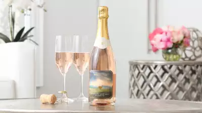 Foreign Affair wines | The Foreign Affair Brut Sparkling Rosé