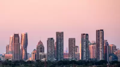 The best things to do in Mississauga | Downtown Mississauga skyline
