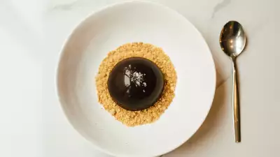 Henry's wine bar | A chocolate dessert