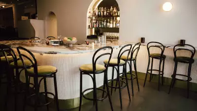 Henry's wine bar | The bar area