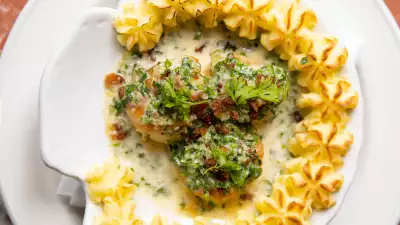 Best new restaurants Toronto | Scallops at Le Sélect Bistro