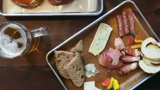 fotw-ottos-bierhalle