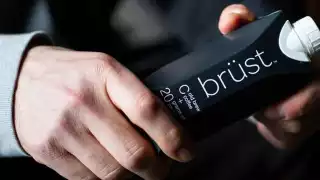 Brüst