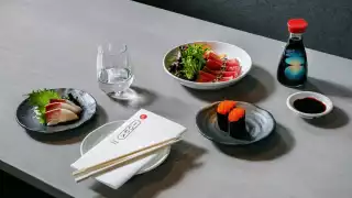 The best restaurants offering delivery and takeout in Toronto: nigiri, tobiko gunkan and other sushi dishes at TORA