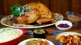 Thanksgiving dinner in Toronto | McEwan Turkey Dinner Thanksgiving dinner in Toronto | McEwan Turkey Dinner