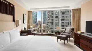 The best Toronto hotels for a staycation | Suite at The Shangri-La hotel