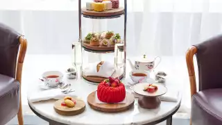 Cirque du Soleil Afternoon Tea at the Shangri-La Toronto | A cake tier full of treats